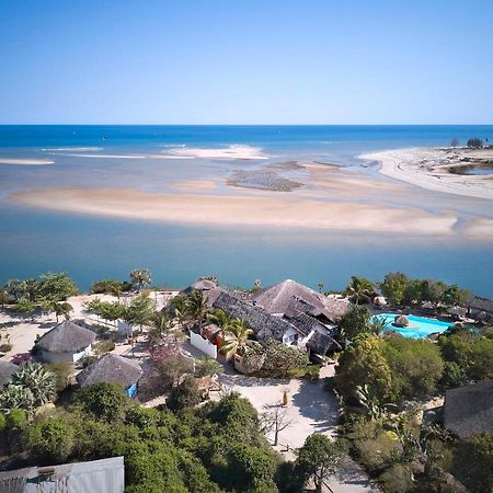 Antsanitia Resort Mahajanga Extérieur photo