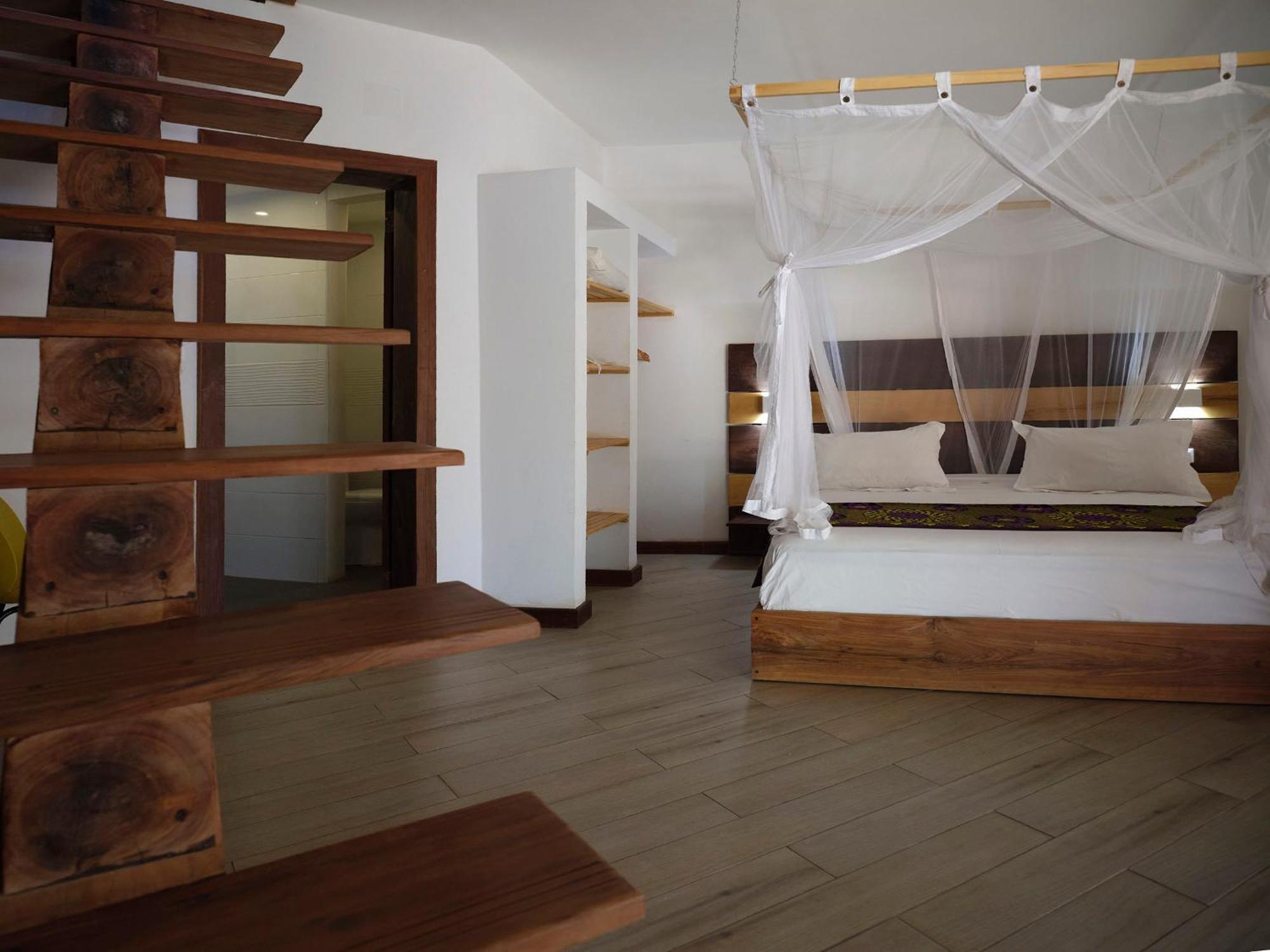 Antsanitia Resort Mahajanga Extérieur photo