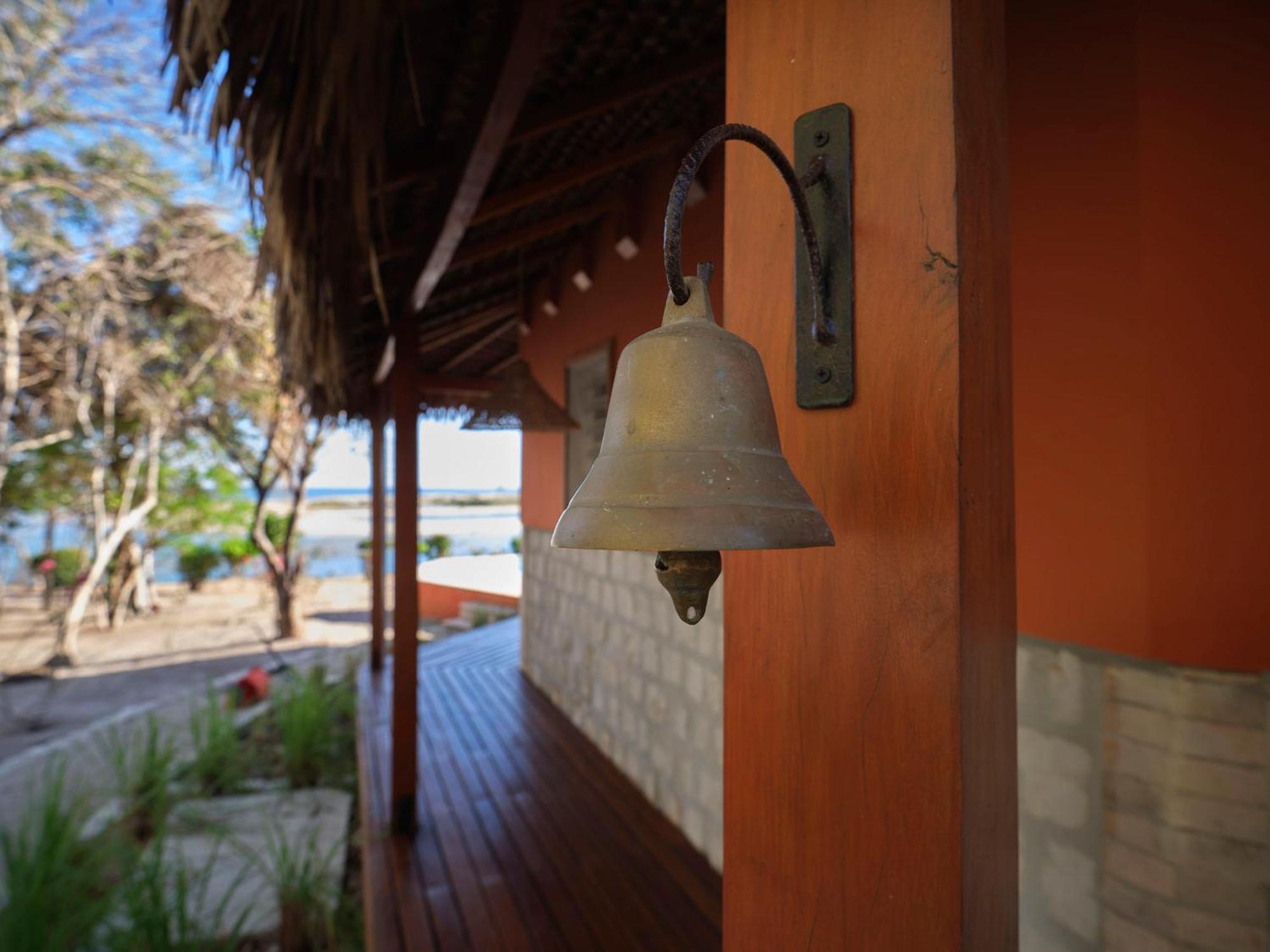 Antsanitia Resort Mahajanga Extérieur photo