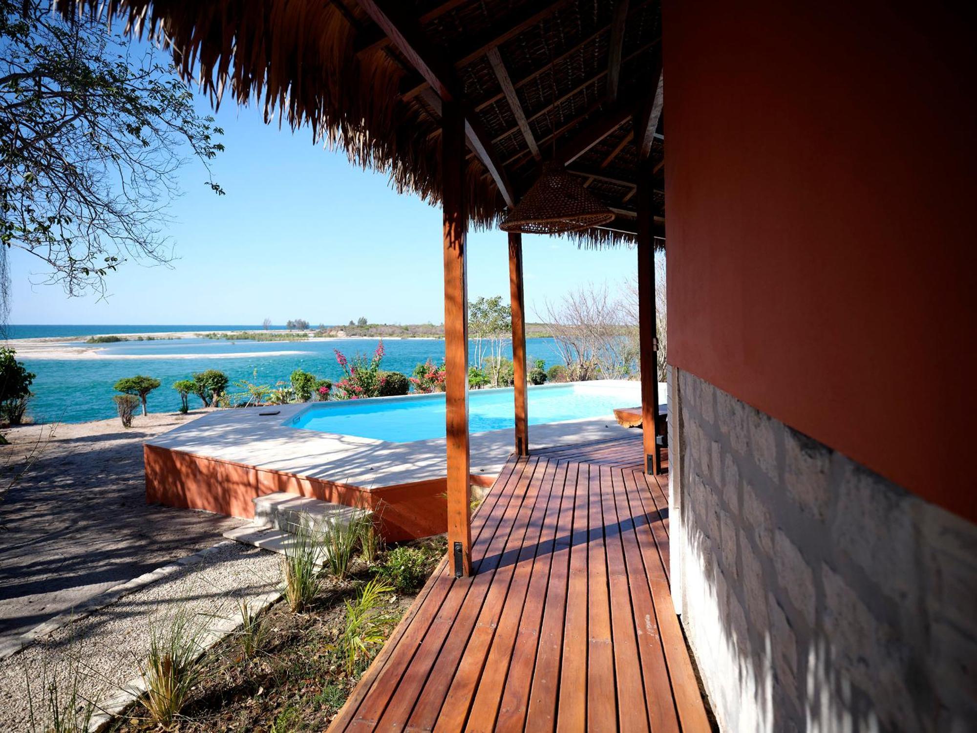 Antsanitia Resort Mahajanga Extérieur photo