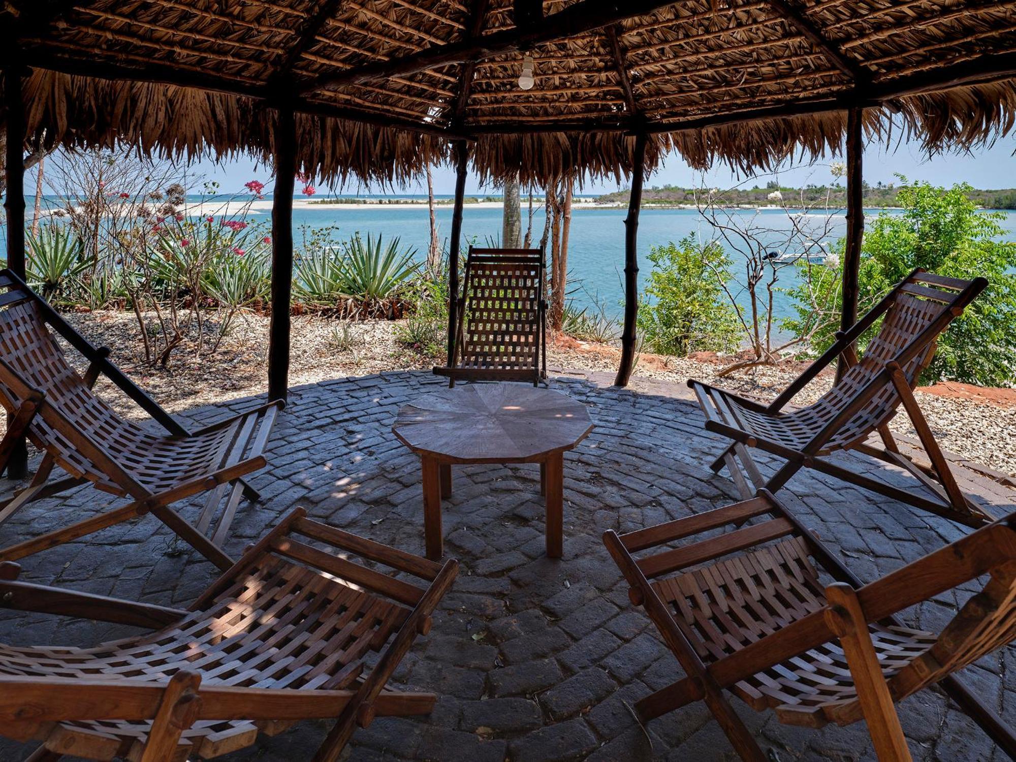 Antsanitia Resort Mahajanga Extérieur photo