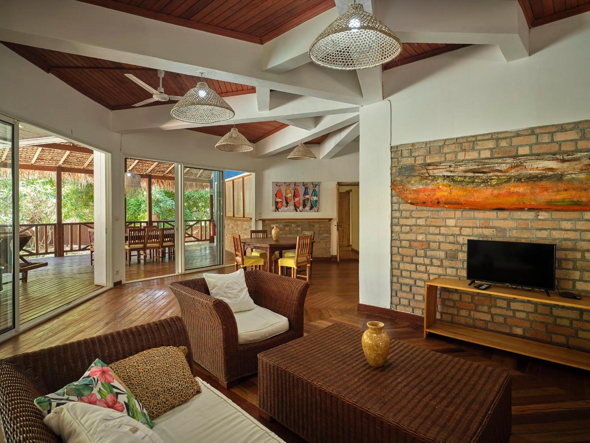 Antsanitia Resort Mahajanga Extérieur photo