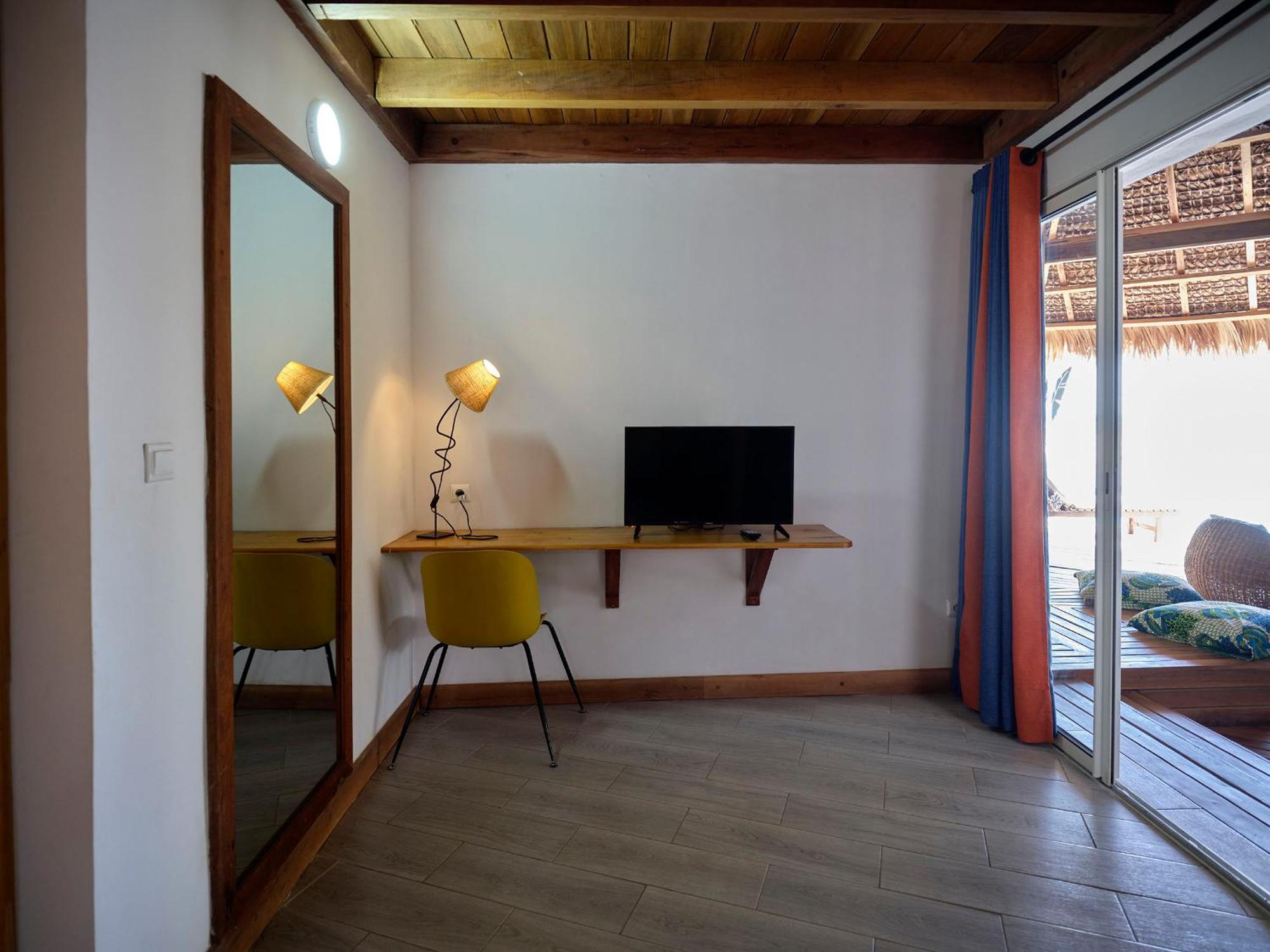 Antsanitia Resort Mahajanga Extérieur photo